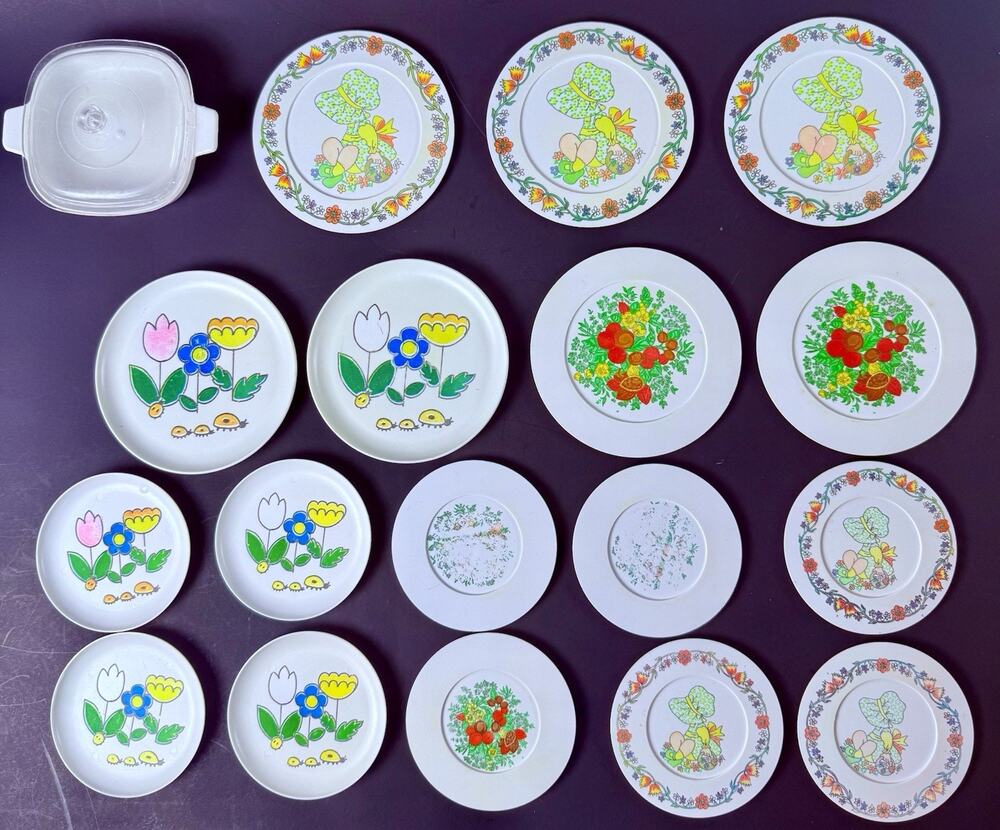 Vintage Chilton Aluminum Specialty Holly Hobbie Plates Doll Play Dinner Set 19